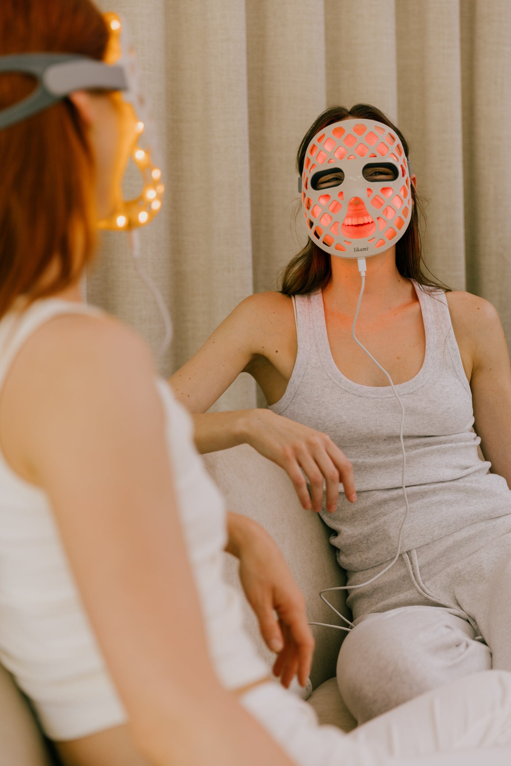 LUME+ LED Therapy mask - The Natural Beauty Club