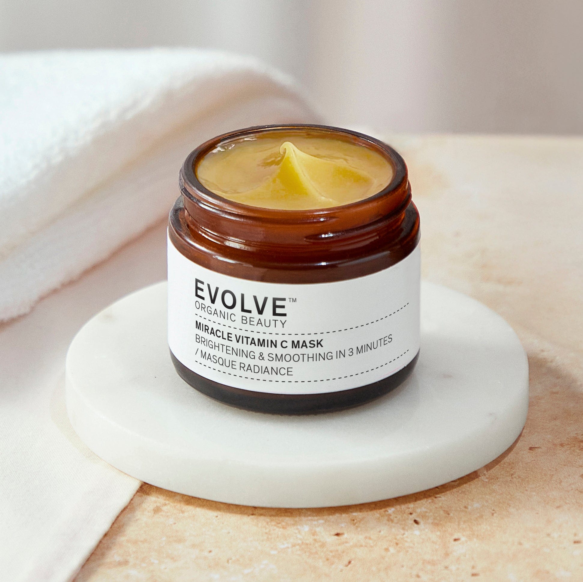 Miracle Vitamin C mask - The Natural Beauty Club