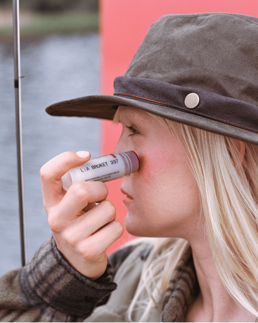 Replenishing lip & cheek balm