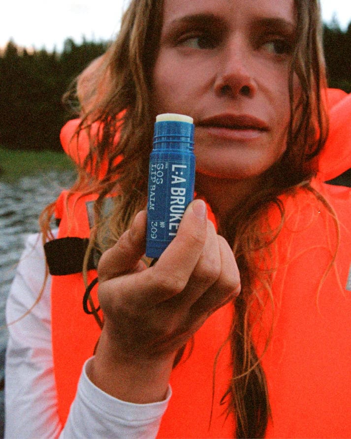 L:A BRUKET - 309 SOS lip balm (peppermint) - The Natural Beauty Club
