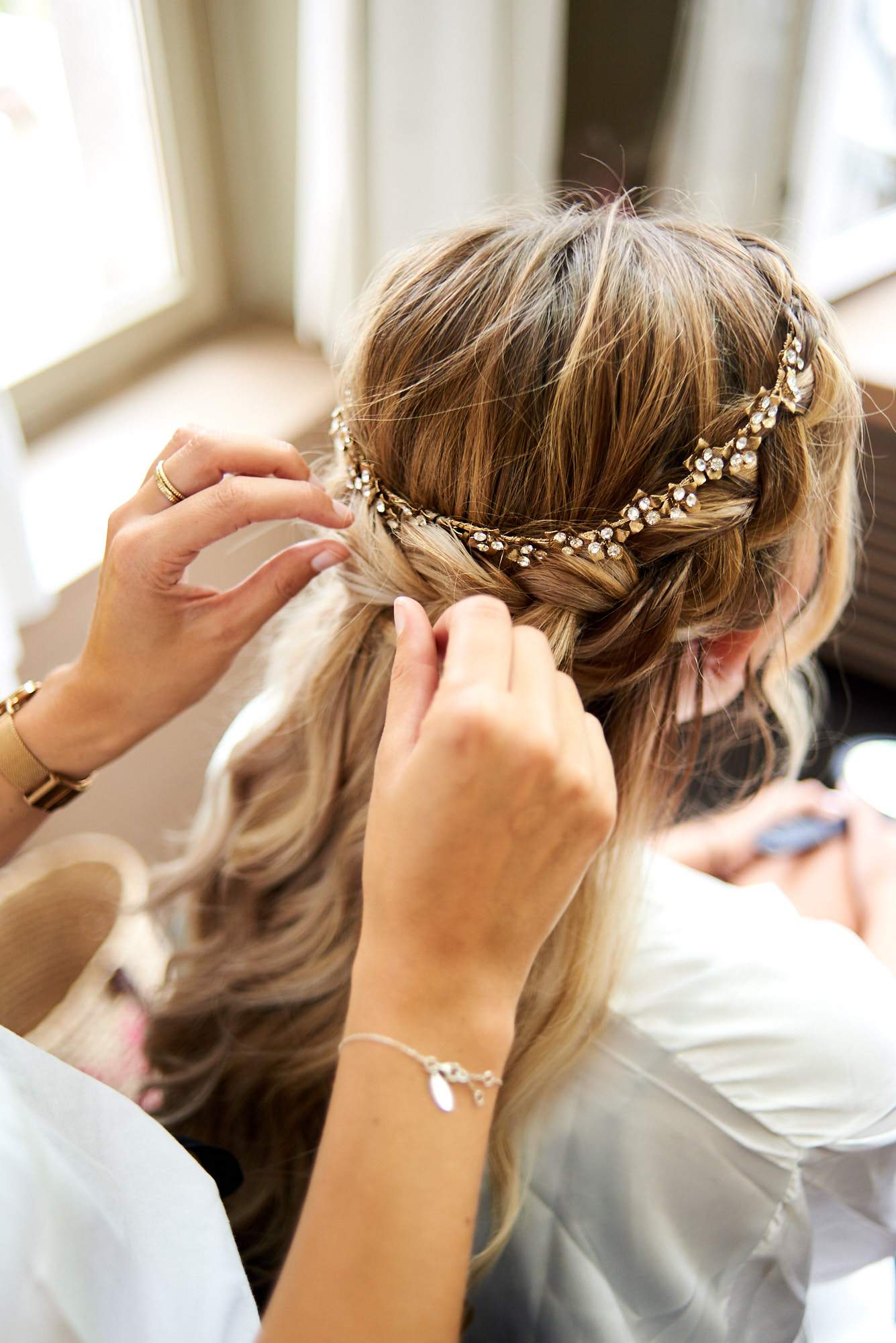 Bruidskapsel & Bruidsmake-up op Trouwdag @ Home - The Natural Beauty Club